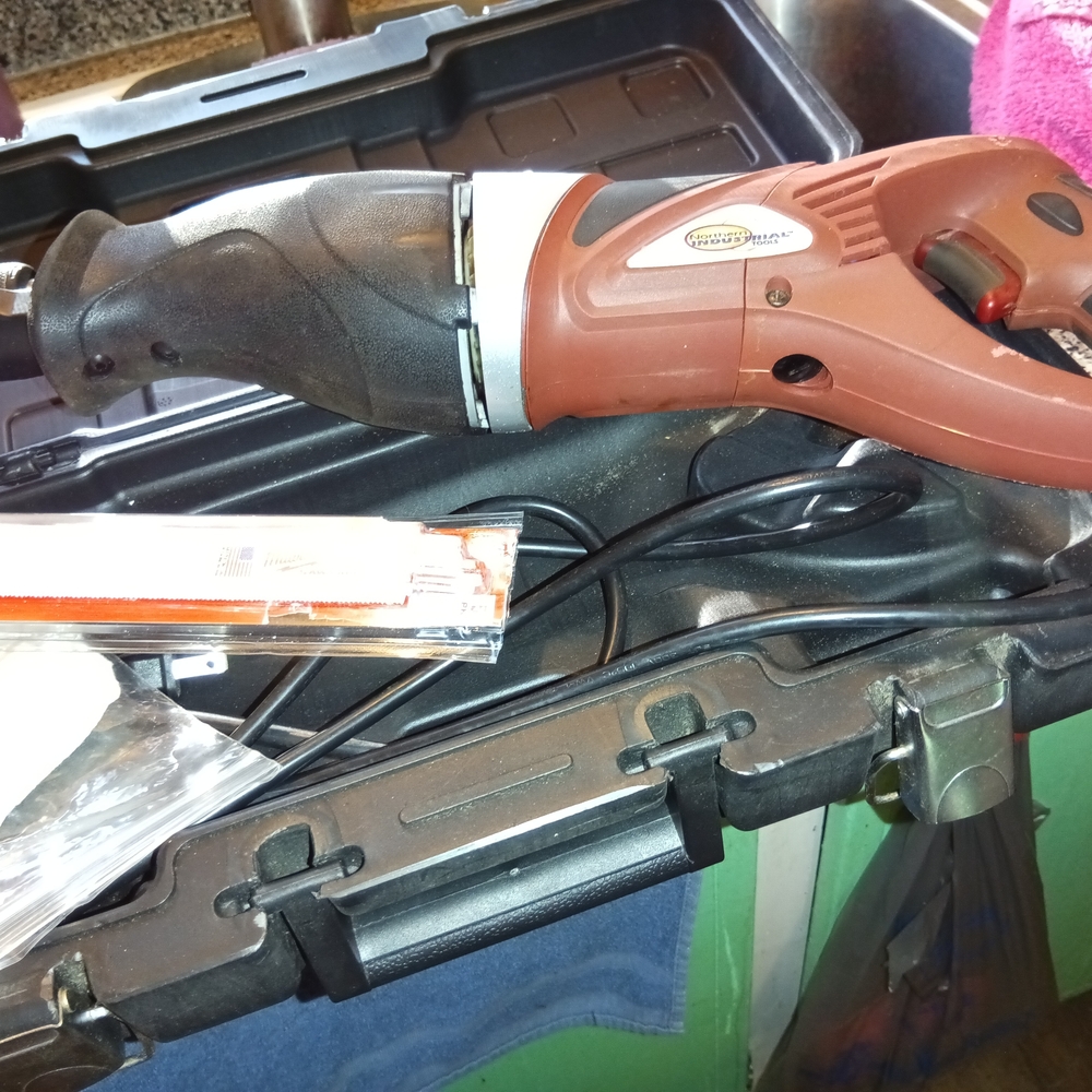 Powerful Reciprocating Saw - Black and Brown Best Offer